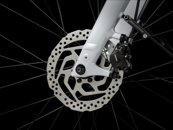 Vélo de Ville Électrique Trek Verve+ 2 Lowstep Gen.3 400wh Shimano Cues 9V Noir Gen.3 – Image 4